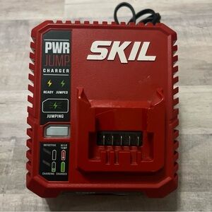 SKIL PWRCore 12 PWRJump Charger  Model QC535701